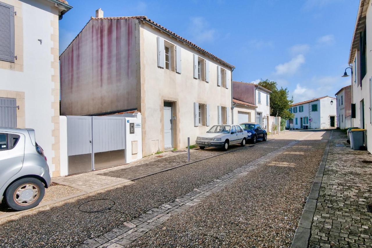 A 150M Du Port De St-Martin-De-Re, Studio Pour 2 Saint-Martin-de-Ré Exterior foto